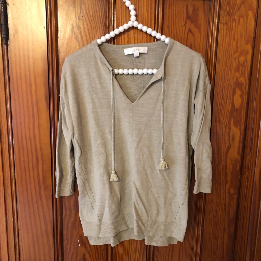 LOFT light weight sweater